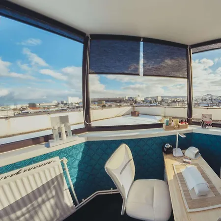 Kyriad Prestige Clermont-Ferrand